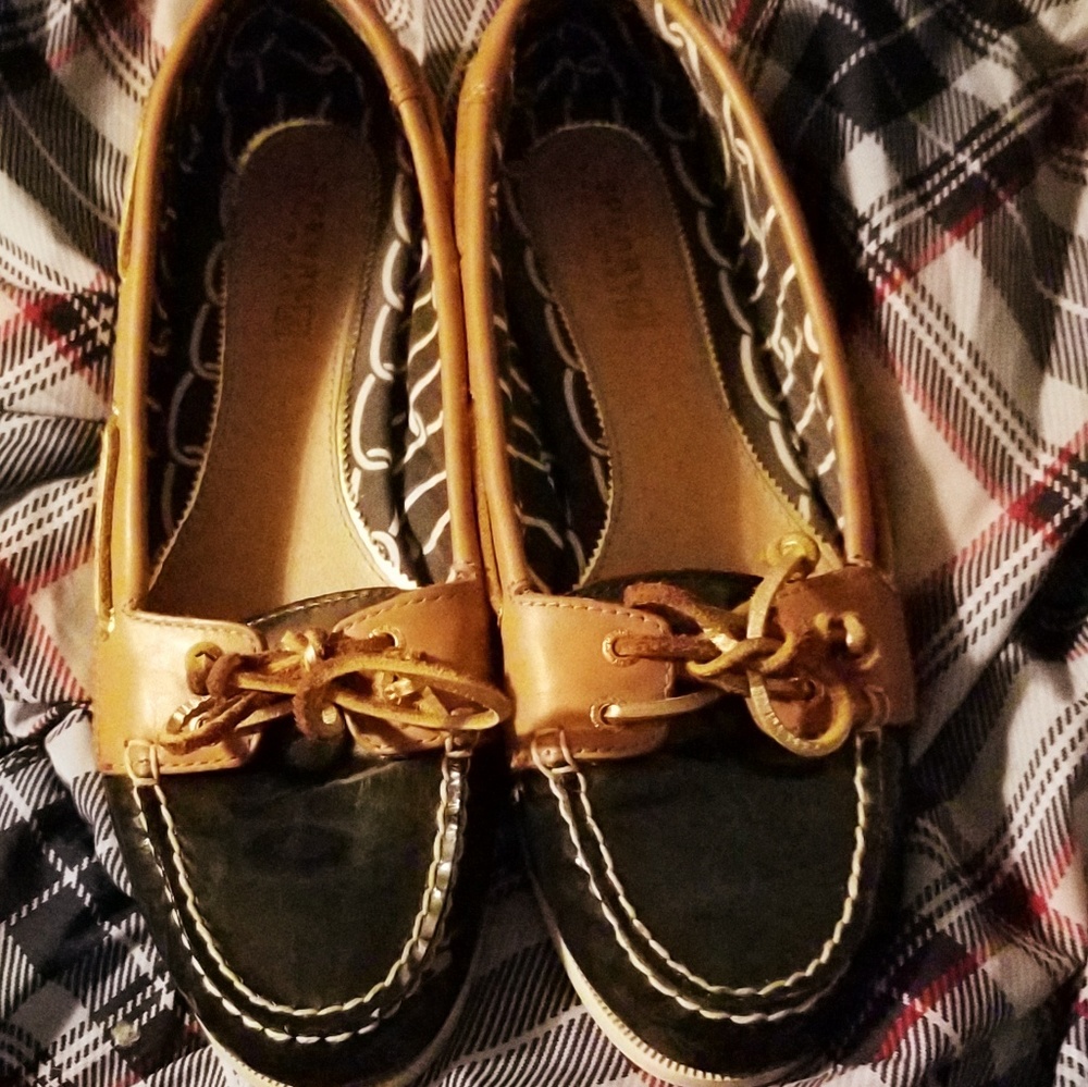 Sperry - Picture 3 of 6